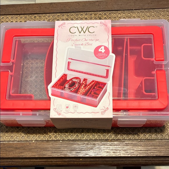 CWC Perfect On-the-Go Snack Box - Picture 5 of 7